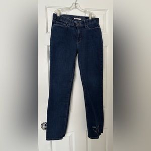525 Levi’s Perfect Waist bat jeans